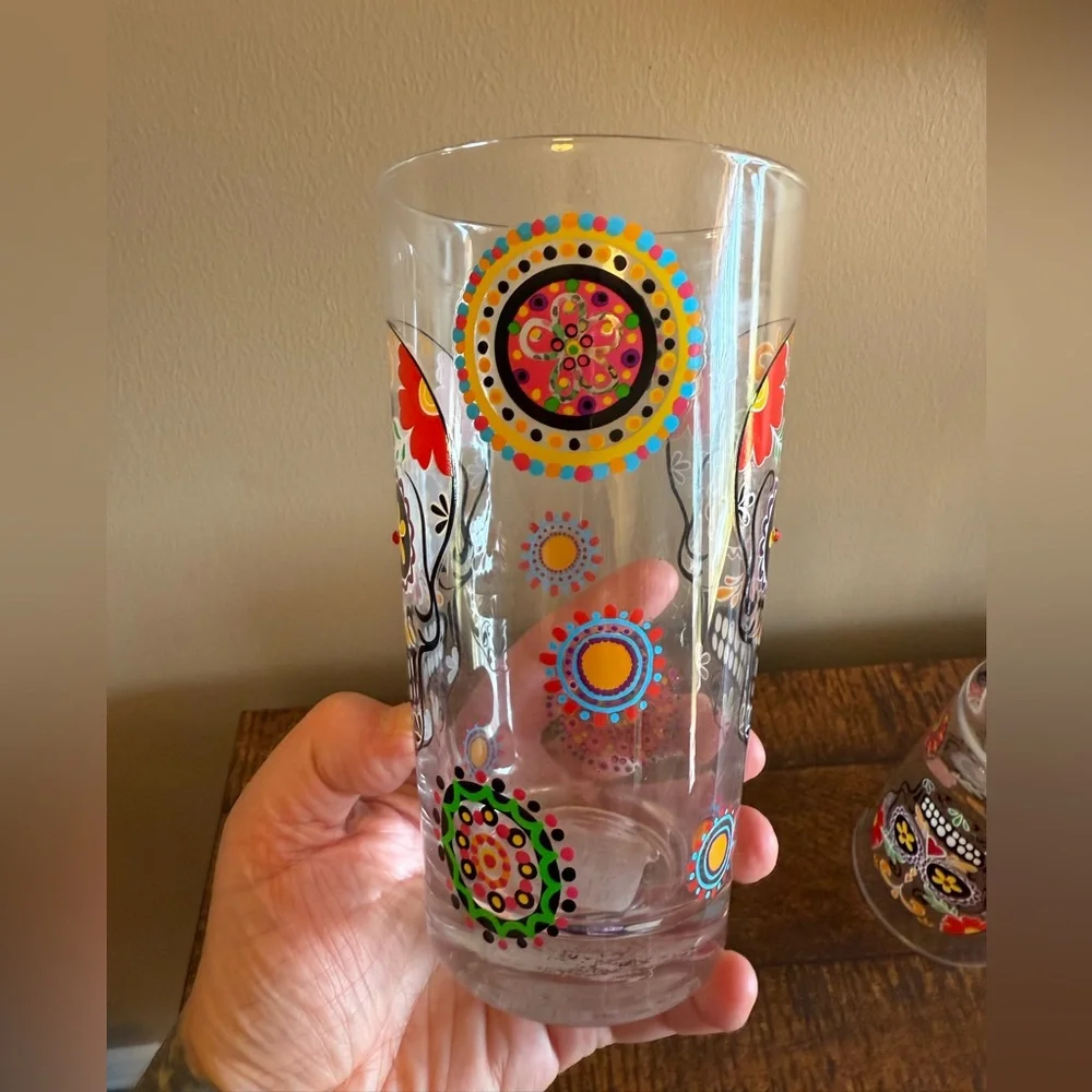 RARE NWT Pier One Sugar Skull Dias de Los Muertos/ Day of the Dead Glasses
